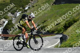 Photo #2159042 | 19-06-2022 09:59 | Passo Dello Stelvio - Waterfall curve BICYCLES