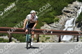 Photo #2335729 | 17-07-2022 11:37 | Passo Dello Stelvio - Waterfall curve BICYCLES
