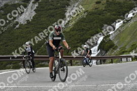 Foto #3111115 | 16-06-2023 11:00 | Passo Dello Stelvio - Waterfall Kehre BICYCLES