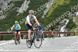 Photo #2443172 | 30-07-2022 12:54 | Passo Dello Stelvio - Waterfall curve BICYCLES
