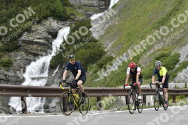 Photo #3269260 | 28-06-2023 10:51 | Passo Dello Stelvio - Waterfall curve BICYCLES