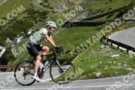 Photo #2175677 | 23-06-2022 10:03 | Passo Dello Stelvio - Waterfall BICYCLE riders