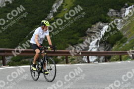 Photo #2436925 | 30-07-2022 09:59 | Passo Dello Stelvio - Waterfall curve BICYCLES