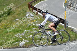 Photo #2400447 | 25-07-2022 12:38 | Passo Dello Stelvio - Waterfall curve BICYCLES