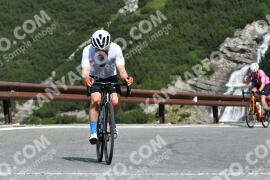 Photo #2360188 | 20-07-2022 10:24 | Passo Dello Stelvio - Waterfall curve BICYCLES