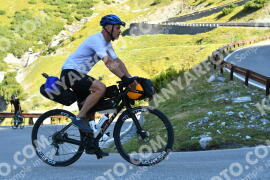 Photo #3982472 | 20-08-2023 09:47 | Passo Dello Stelvio - Waterfall curve BICYCLES