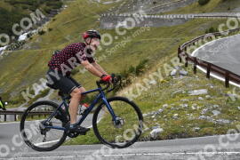 Photo #2884073 | 15-09-2022 10:54 | Passo Dello Stelvio - Waterfall curve BICYCLES