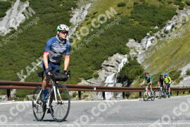 Photo #2710776 | 22-08-2022 10:47 | Passo Dello Stelvio - Waterfall curve BICYCLES
