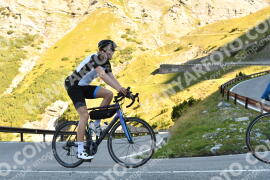 Photo #2619384 | 13-08-2022 09:28 | Passo Dello Stelvio - Waterfall curve BICYCLES