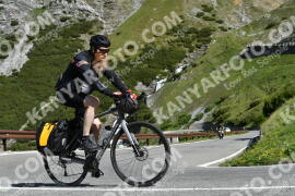 Photo #2145282 | 18-06-2022 09:42 | Passo Dello Stelvio - Waterfall curve BICYCLES