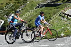 Photo #2183566 | 25-06-2022 09:32 | Passo Dello Stelvio - Waterfall curve BICYCLES