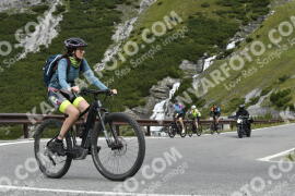 Fotó #3759567 | 08-08-2023 10:07 | Passo Dello Stelvio - Vízesés kanyar Bicajosok
