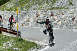 Photo #2199133 | 26-06-2022 13:39 | Passo Dello Stelvio - Waterfall curve BICYCLES
