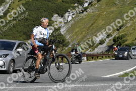Photo #2740390 | 25-08-2022 10:05 | Passo Dello Stelvio - Waterfall curve BICYCLES