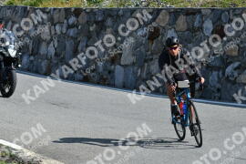 Photo #2380851 | 24-07-2022 10:02 | Passo Dello Stelvio - Waterfall curve BICYCLES