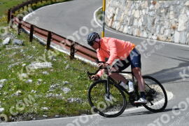 Photo #2272259 | 09-07-2022 16:04 | Passo Dello Stelvio - Waterfall curve BICYCLES