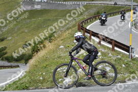 Fotó #2798565 | 02-09-2022 12:25 | Passo Dello Stelvio - Vízesés kanyar Bicajosok