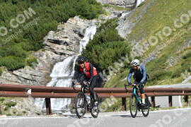 Photo #2542812 | 08-08-2022 10:24 | Passo Dello Stelvio - Waterfall curve BICYCLES