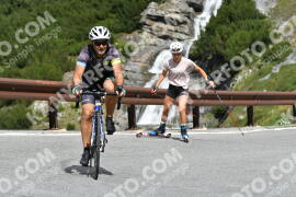 Photo #2409598 | 26-07-2022 11:03 | Passo Dello Stelvio - Waterfall curve BICYCLES