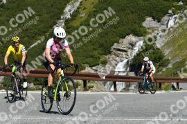 Photo #2667304 | 16-08-2022 10:40 | Passo Dello Stelvio - Waterfall curve BICYCLES
