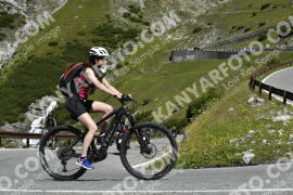 Photo #3686376 | 31-07-2023 11:11 | Passo Dello Stelvio - Waterfall curve BICYCLES