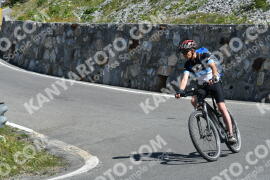 Photo #2352900 | 19-07-2022 11:23 | Passo Dello Stelvio - Waterfall curve BICYCLES