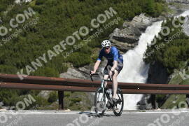 Photo #3243844 | 26-06-2023 10:27 | Passo Dello Stelvio - Waterfall curve BICYCLES
