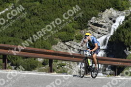 Photo #3540652 | 20-07-2023 10:08 | Passo Dello Stelvio - Waterfall curve BICYCLES