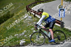 Photo #3224002 | 24-06-2023 14:31 | Passo Dello Stelvio - Waterfall curve BICYCLES