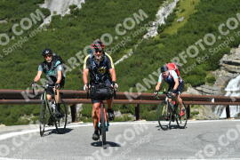 Photo #2504166 | 04-08-2022 11:08 | Passo Dello Stelvio - Waterfall curve BICYCLES