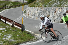Fotó #2496132 | 03-08-2022 14:35 | Passo Dello Stelvio - Vízesés kanyar Bicajosok