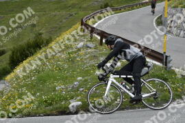 Fotó #3321977 | 02-07-2023 10:25 | Passo Dello Stelvio - Vízesés kanyar Bicajosok
