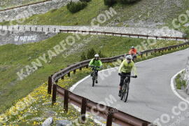 Fotó #3319114 | 02-07-2023 15:33 | Passo Dello Stelvio - Vízesés kanyar Bicajosok