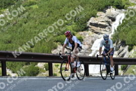 Photo #2378259 | 24-07-2022 12:40 | Passo Dello Stelvio - Waterfall curve BICYCLES