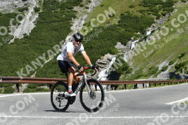 Photo #2318175 | 16-07-2022 10:15 | Passo Dello Stelvio - Waterfall curve BICYCLES