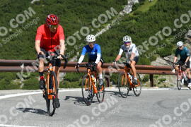 Photo #2306576 | 15-07-2022 09:56 | Passo Dello Stelvio - Waterfall curve BICYCLES