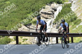 Photo #2378275 | 24-07-2022 12:42 | Passo Dello Stelvio - Waterfall curve BICYCLES