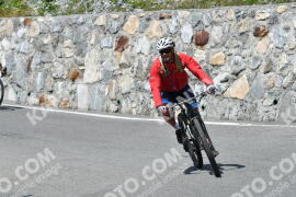 Fotó #2356571 | 19-07-2022 14:37 | Passo Dello Stelvio - Vízesés kanyar Bicajosok