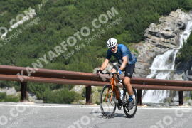 Photo #2360415 | 20-07-2022 10:51 | Passo Dello Stelvio - Waterfall curve BICYCLES
