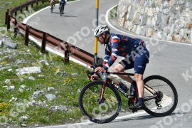 Photo #2171290 | 20-06-2022 15:00 | Passo Dello Stelvio - Waterfall curve BICYCLES