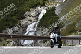 Photo #2888346 | 18-09-2022 13:10 | Passo Dello Stelvio - Waterfall curve