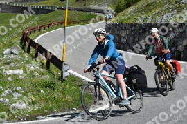 Photo #2176241 | 23-06-2022 11:09 | Passo Dello Stelvio - Waterfall curve BICYCLES