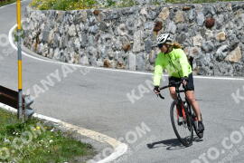 Photo #2203285 | 27-06-2022 12:44 | Passo Dello Stelvio - Waterfall curve BICYCLES