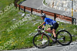 Foto #2152077 | 18-06-2022 16:46 | Passo Dello Stelvio - Waterfall Kehre BICYCLES