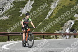 Photo #2767591 | 28-08-2022 10:39 | Passo Dello Stelvio - Waterfall curve BICYCLES