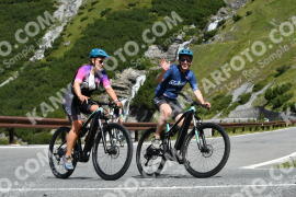 Photo #2416808 | 27-07-2022 10:55 | Passo Dello Stelvio - Waterfall curve BICYCLES