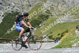 Photo #2682750 | 17-08-2022 12:08 | Passo Dello Stelvio - Waterfall curve BICYCLES