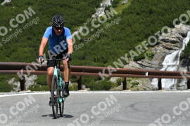 Photo #2307330 | 15-07-2022 11:12 | Passo Dello Stelvio - Waterfall curve BICYCLES