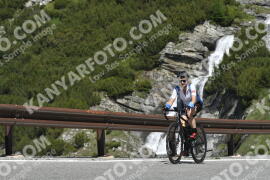 Photo #3351590 | 04-07-2023 11:19 | Passo Dello Stelvio - Waterfall curve BICYCLES
