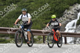 Photo #3660893 | 30-07-2023 09:50 | Passo Dello Stelvio - Waterfall curve BICYCLES